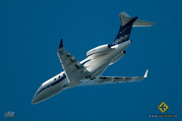 Bombardier Challenger 300 (BD-100-1A10)