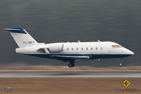 Bombardier Challenger 604 (CL-600-2B16)