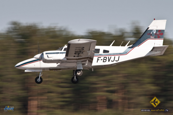 Piper PA-34-200 Seneca