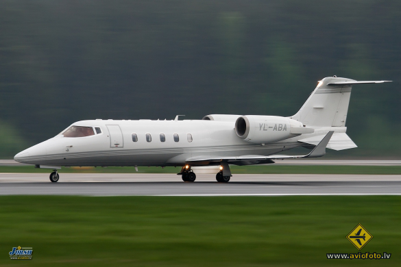 Learjet 60