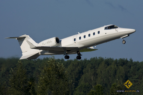Learjet 60