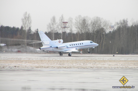 Dassault Falcon 50