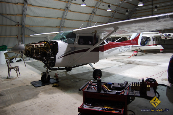 Reims F172E