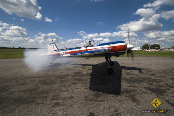 Yakovlev Yak-55