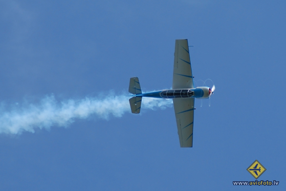 Yakovlev Yak-52