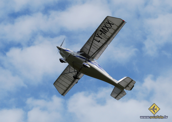 Ikarus C42