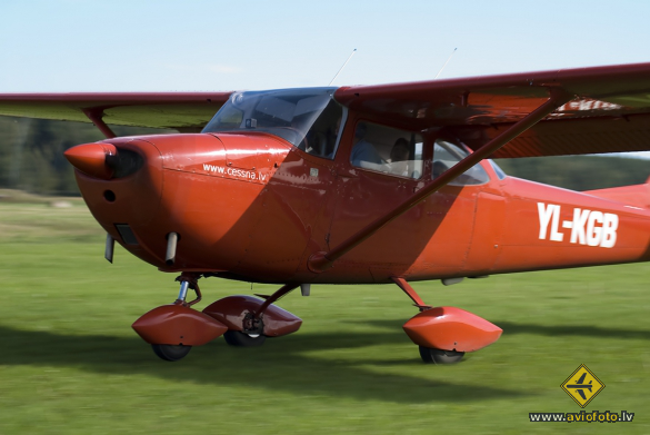 Reims F172F