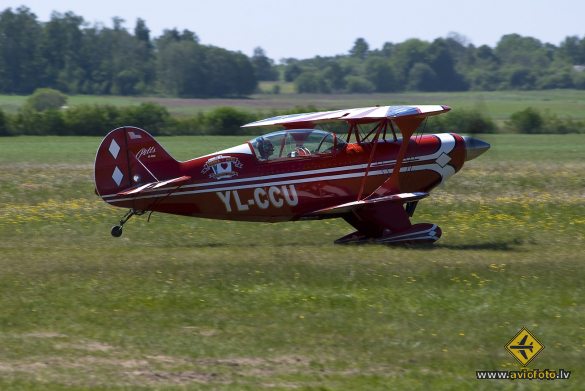 Pitts S-2B Special