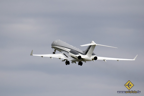 Bombardier Global Express (BD-700-1A10)