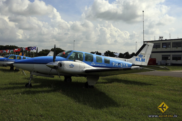 Beech 58 Baron