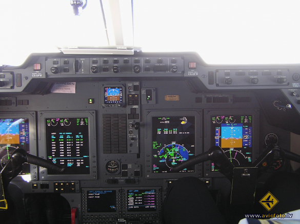 Raytheon Hawker 800XP