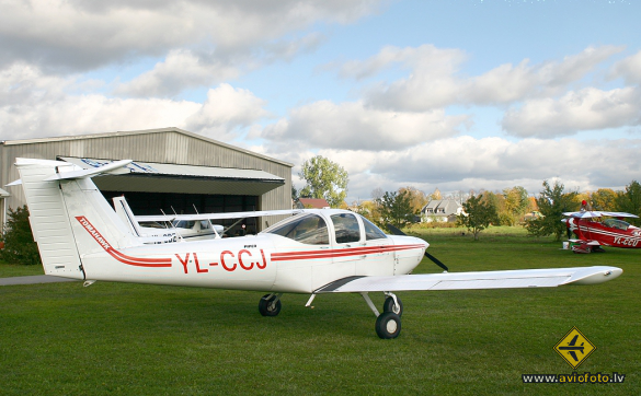 Piper PA-38-112 Tomahawk