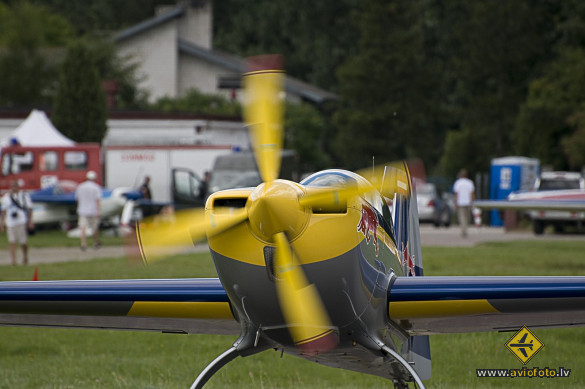 Extra EA-300LP