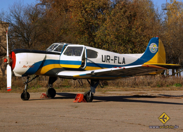 Yakovlev Yak-18T