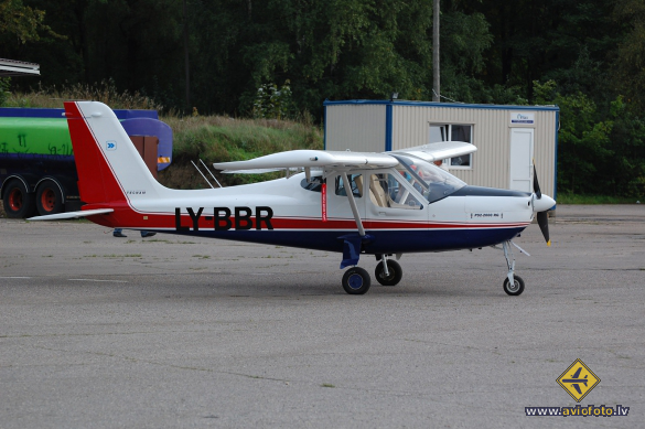 Tecnam P-92