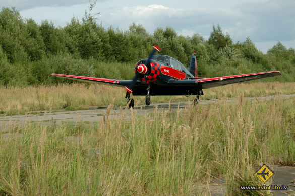 Yakovlev Yak-18T
