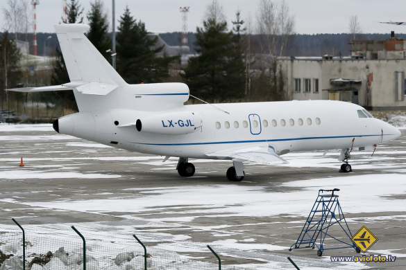 Dassault Falcon 900C