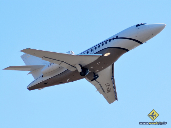 Dassault Falcon 900DX