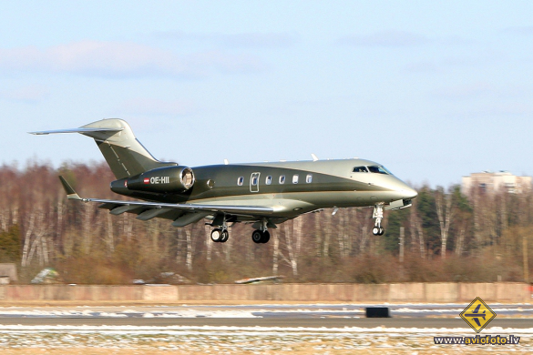 Bombardier Challenger 300 (BD-100-1A10)