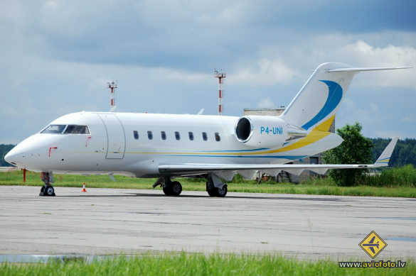 Bombardier Challenger 605 (CL-600-2B16)