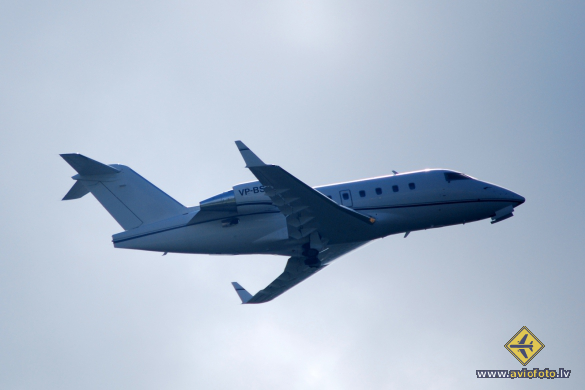 Bombardier Challenger 604 (CL-600-2B16)