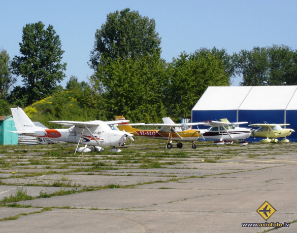 Reims F172D