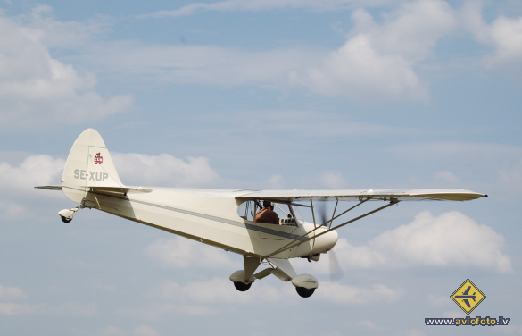 Piper PA-18-150 Super Cub