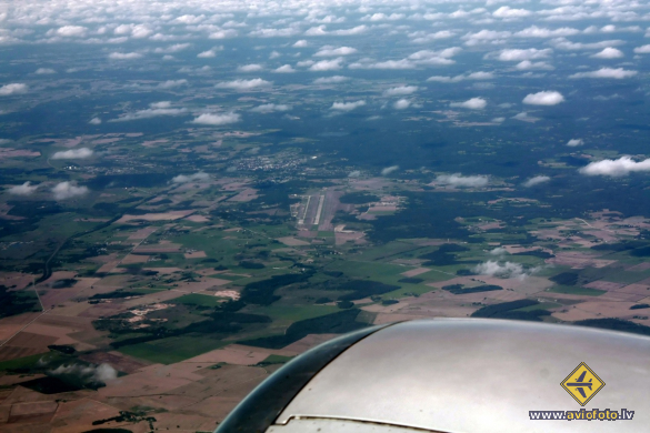 Boeing 737-500