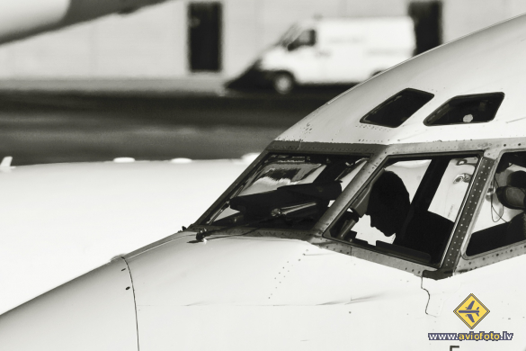 Boeing 737-36Q