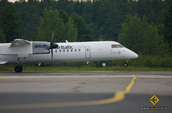 Bombardier DHC-8-402 Q400