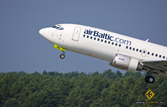 Boeing 737-33V