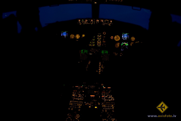 Boeing 737-36Q