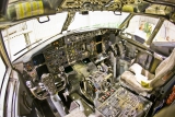 Boeing 737-528