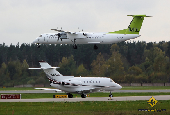 Bombardier DHC-8-402 Q400