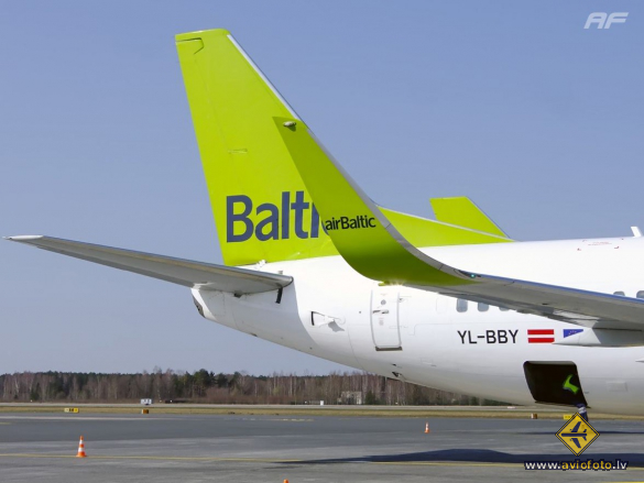 Boeing 737-36Q