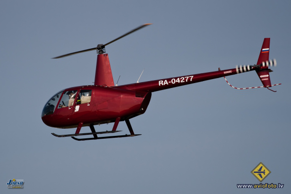 Robinson R-44 Raven II