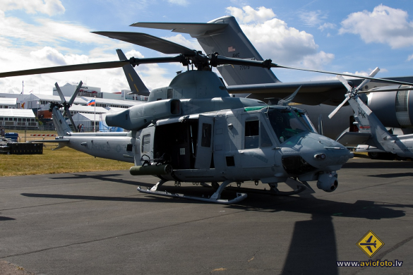 Bell UH-1Y Venom (450)