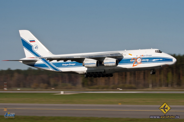 Antonov An-124-100 Ruslan