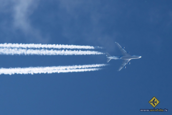 Boeing 747-4KZF/SCD