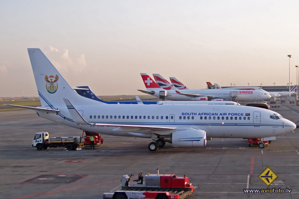 Boeing 737-7ED BBJ