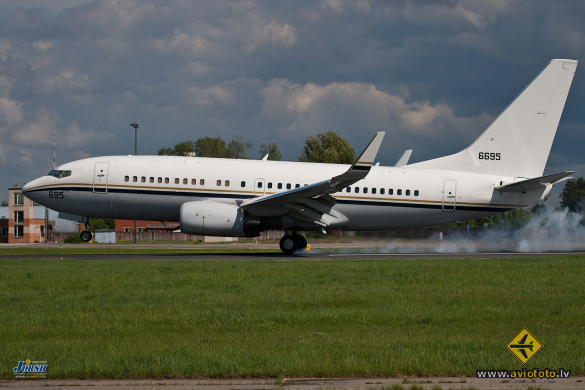 Boeing C-40A Clipper (737-7AFC)