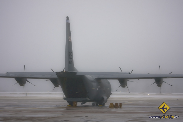 Lockheed Martin C-130J-30 Hercules (L-382)