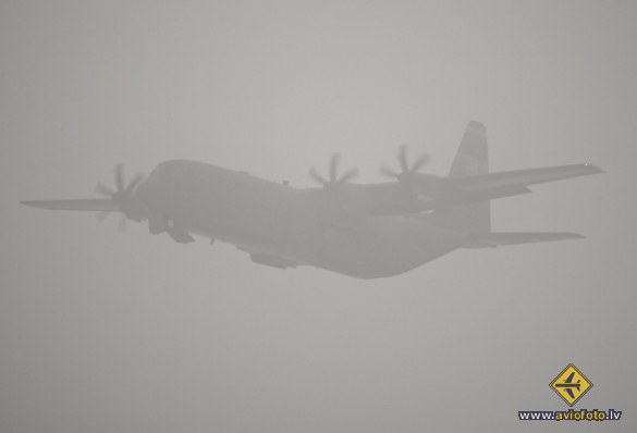 Lockheed Martin C-130J-30 Hercules (L-382)