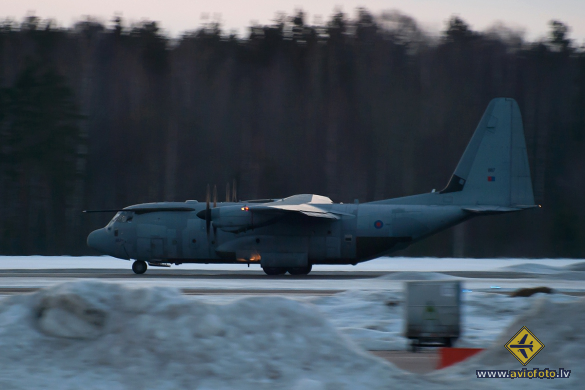 Lockheed Martin C-130J Hercules C5 (L-382)