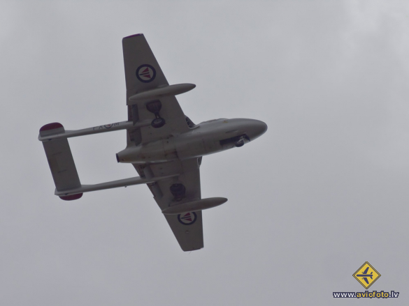 De Havilland Vampire T.11