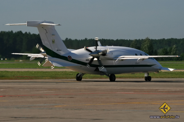Piaggio P-180 Avanti II