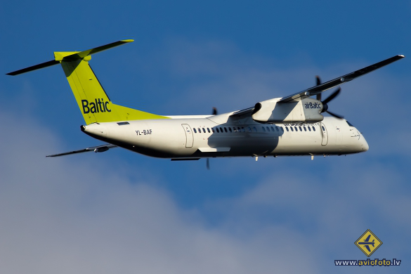 Bombardier DHC-8-402 Q400
