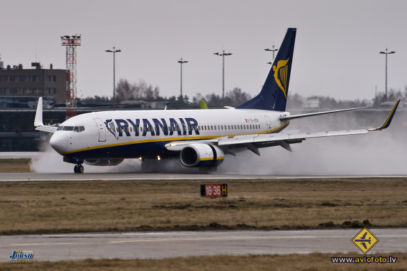 Boeing 737-8AS
