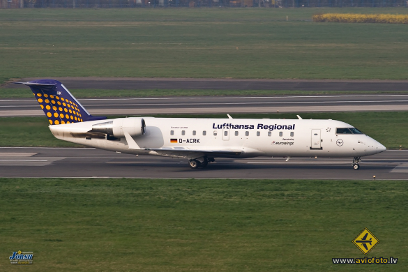 Bombardier CRJ-200ER (CL-600-2B19)