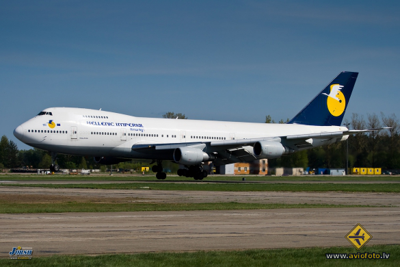 Boeing 747-230B